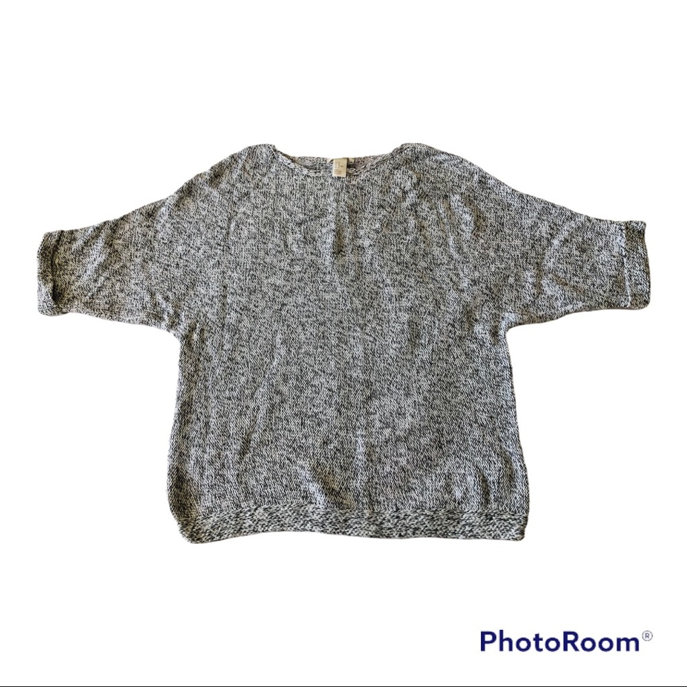 H&M Triblend short sleeve sweater lightweight